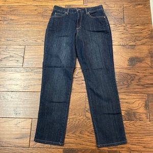 Gloria Vanderbilt womens straight leg jeans, size 10